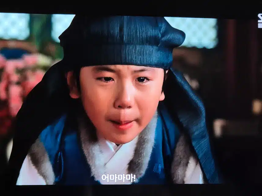 팔척귀 천도재중 팔척귀가 나타나 중전과 뱃속 태아까지 잃는다