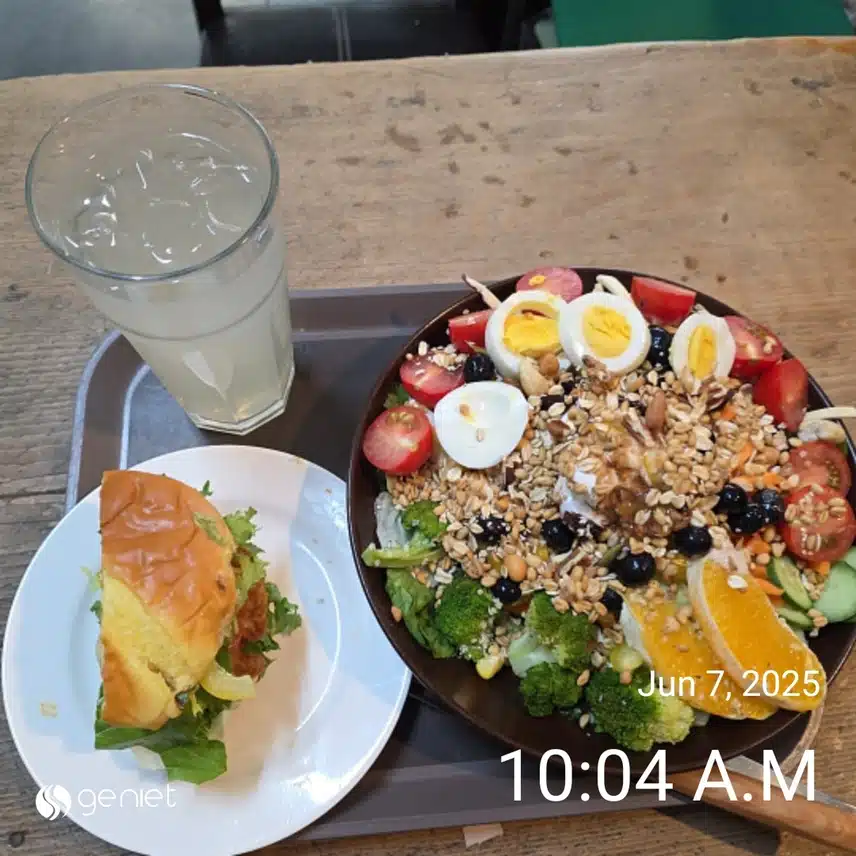 아침은 플라워 카페에서(도시락으로 만듬)