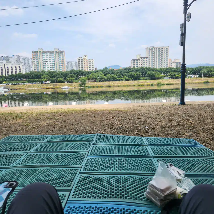 오늘도 참 좋은 날입니다.