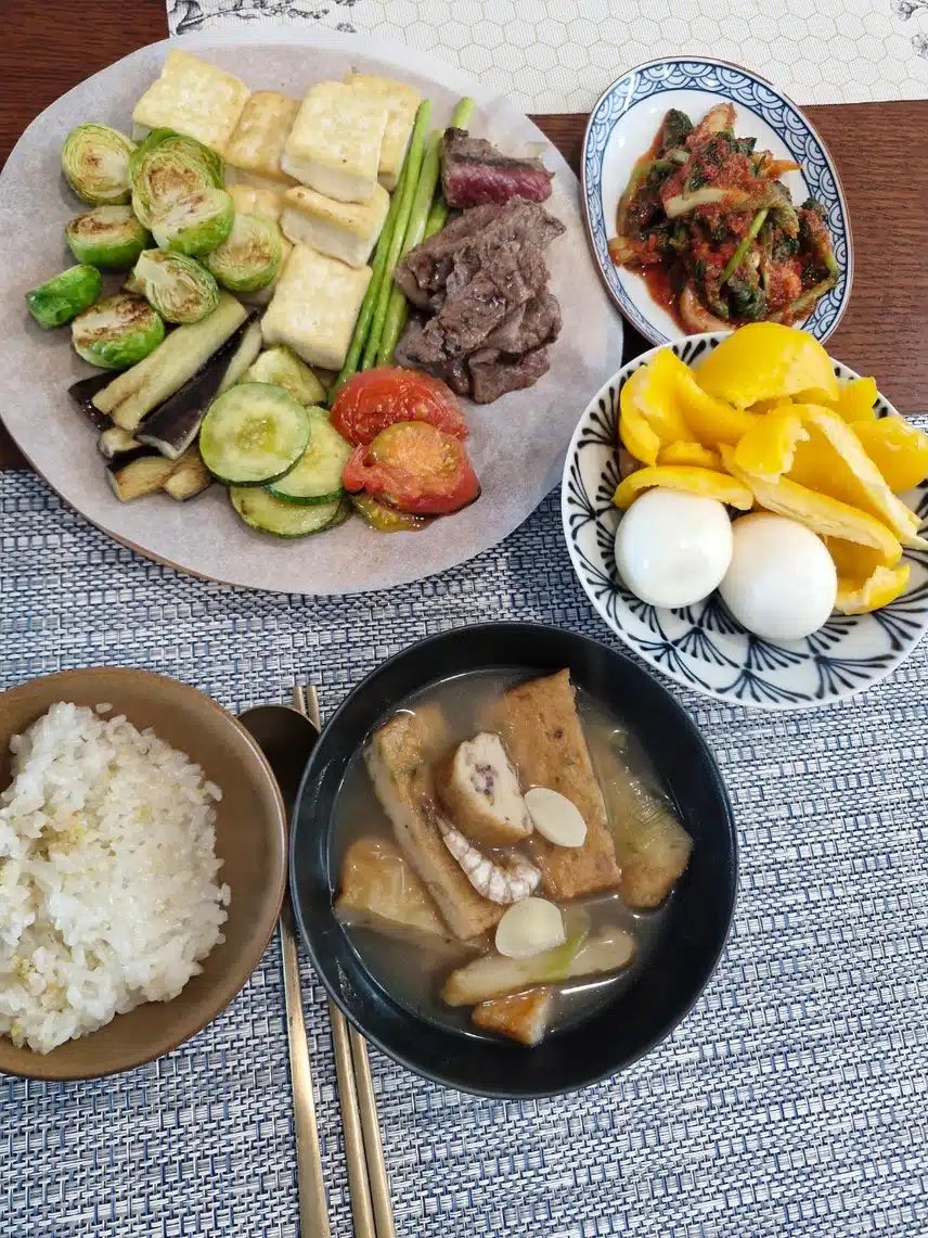 일찍 저녁 먹었어요..