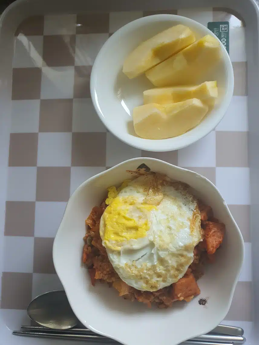 대딩이 점심 먹여 학교 보내기