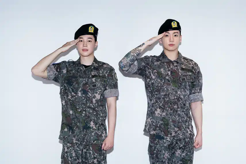뷔, RM, 정국, 지민 전역 부대 공식 사진