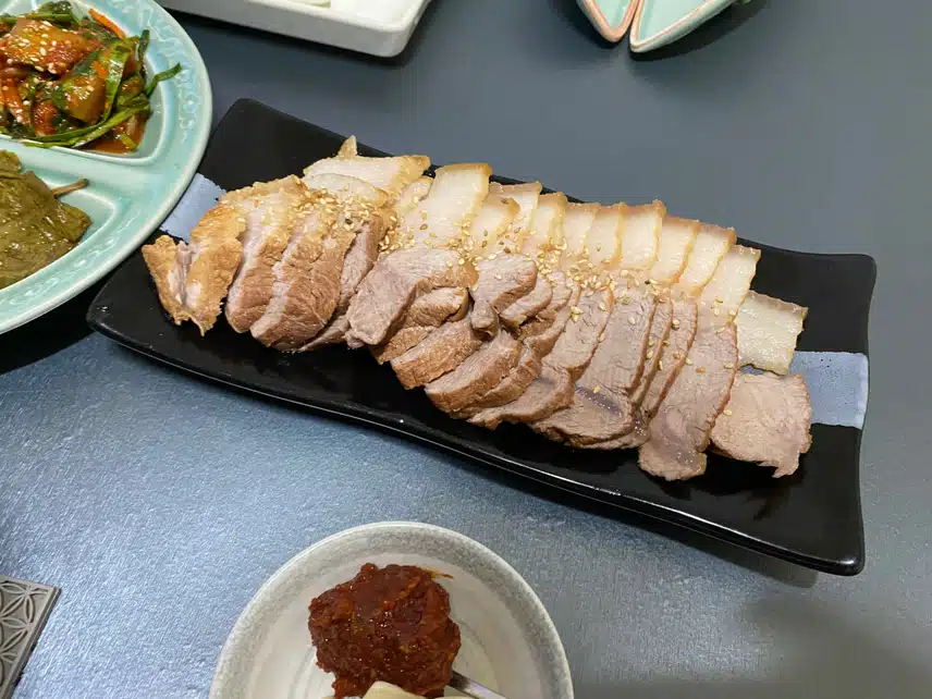 자취남의 수육