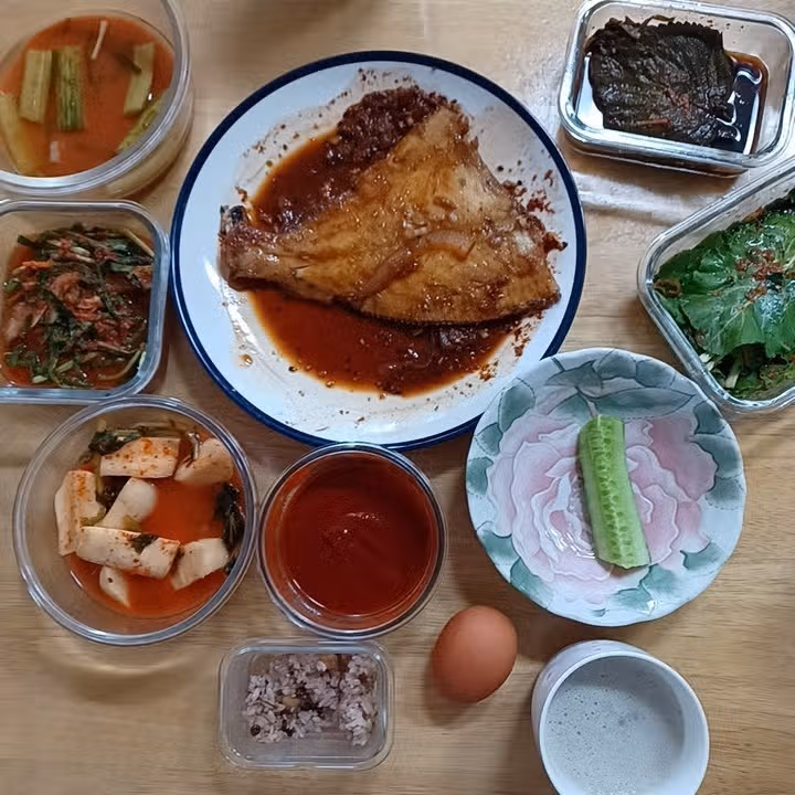 가자미조림 먹었어요!