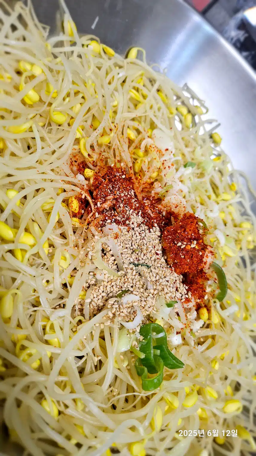 아침밥상-콩나물무침