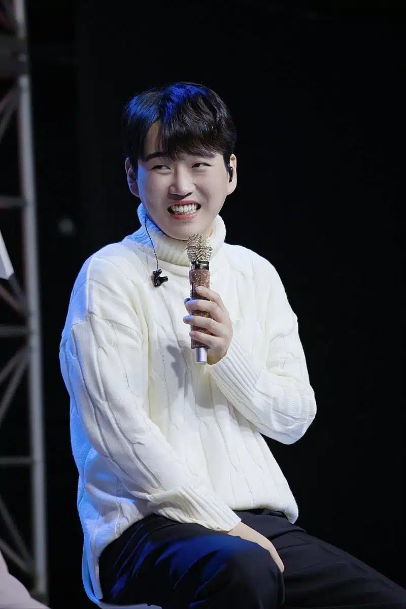 참여합니다 