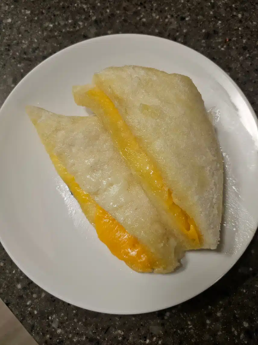 홍루이젠 치즈토스트😙