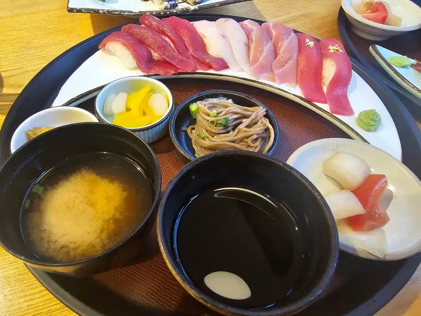 직원분들이 놀라네요. ㅎㅎ