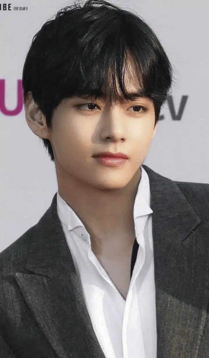 V, #12YearsWithV❤️‍🔥 Borahae Kim Taehyung 💜