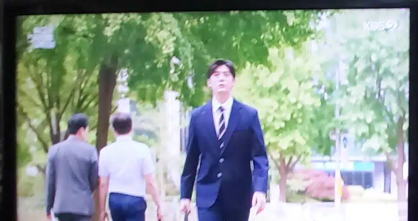 독고탁 만나러가는 강수 만난 세리엄마  독고탁 만나지 말라네요
