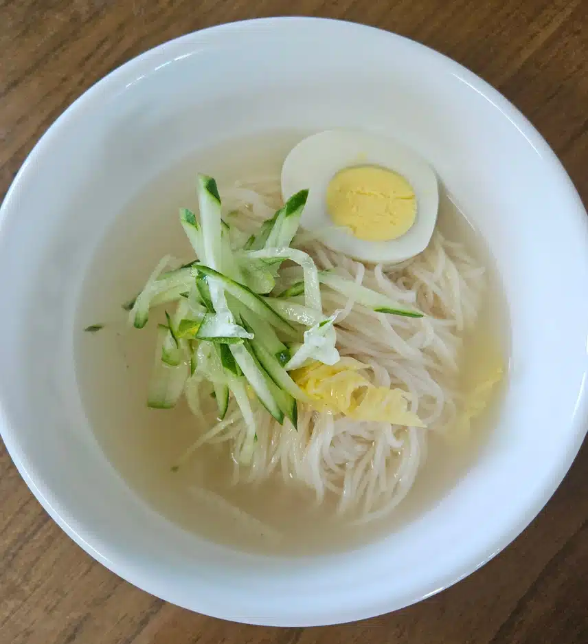 동치미 국물 둥글레 국수 🍜  🍎🫚