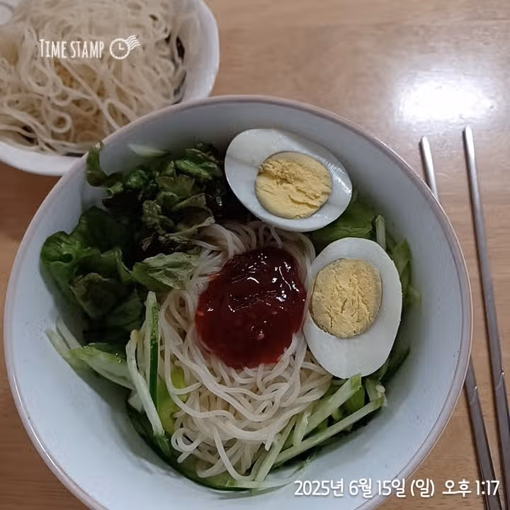 콩담백면 처음 먹어봐요!