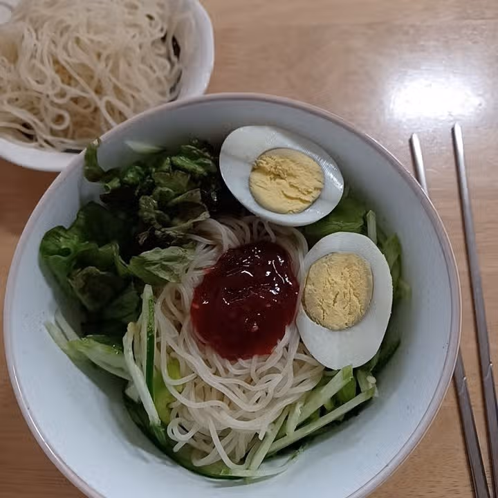 콩담백면 처음 먹어봐요!