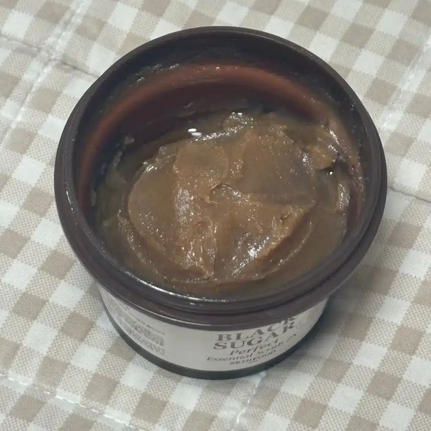 거칠거칠한 피부 주목 🆘 찐으로 효과 본 나이트케어 꿀템 추천 🩶🪽