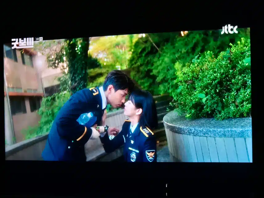 저 해맑은 웃음에 지한나가 마음을 받아주나요??