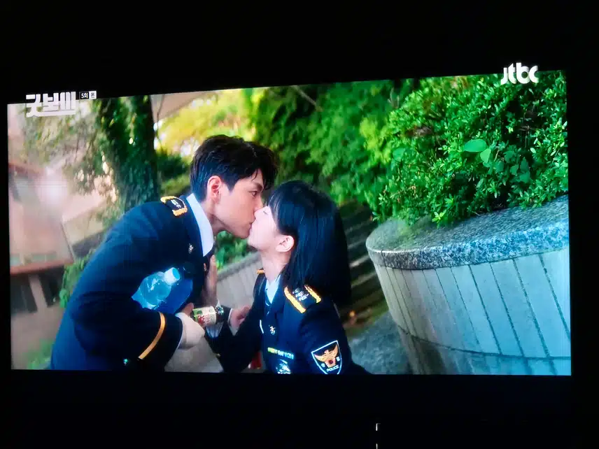 저 해맑은 웃음에 지한나가 마음을 받아주나요??