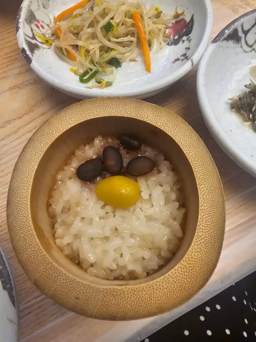 담양 왔으니 떡갈비 먹어야지요.
