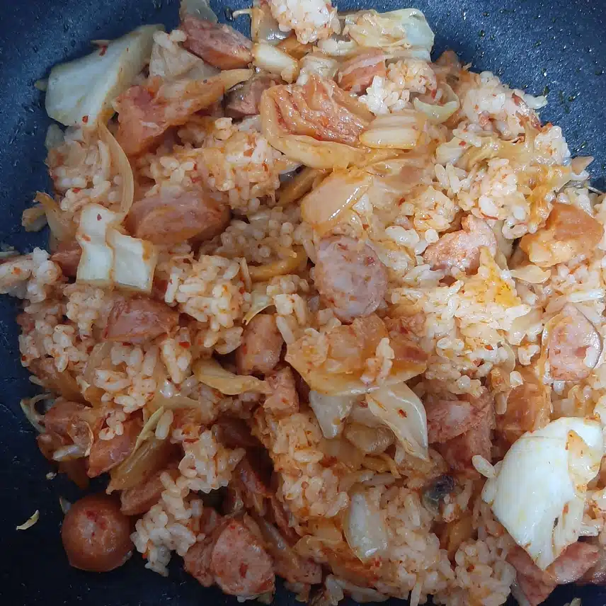 소시지 김치볶음밥