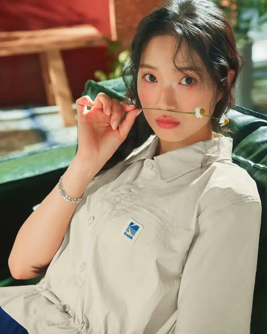 코닥 혜윤배우 새사진