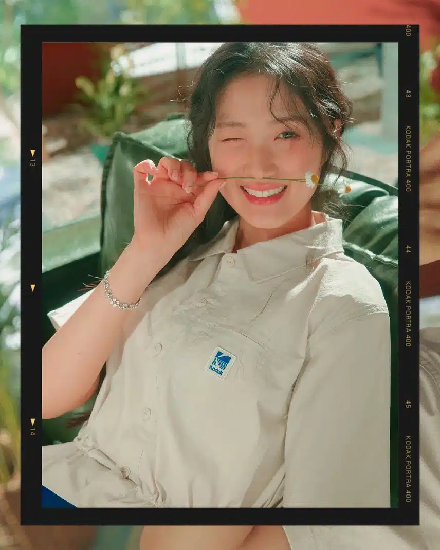 코닥 혜윤배우 새사진