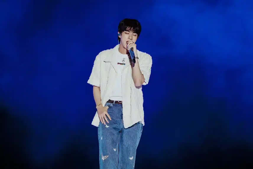제이홉 콘서트 무대에 오른 진 인스타 업 ! 