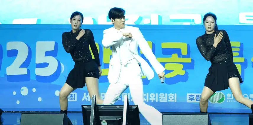 대세가수 박지현님 간절곶 특산물 대축제에서 매력 터지는 무대 만들었어요