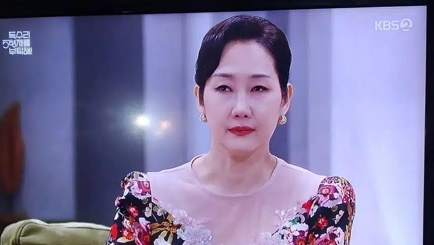 세리엄마한테 묻고가자고 말하는 독고탁