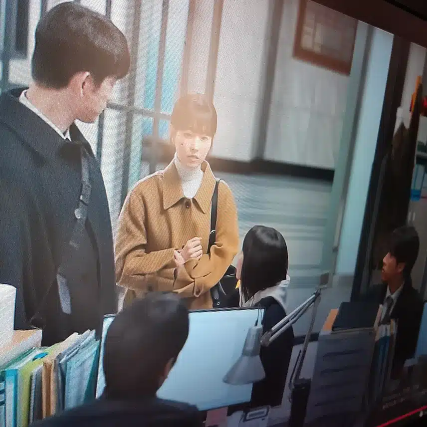 드디어 용기를 내어보는 데, 박수를 보냅니다. 