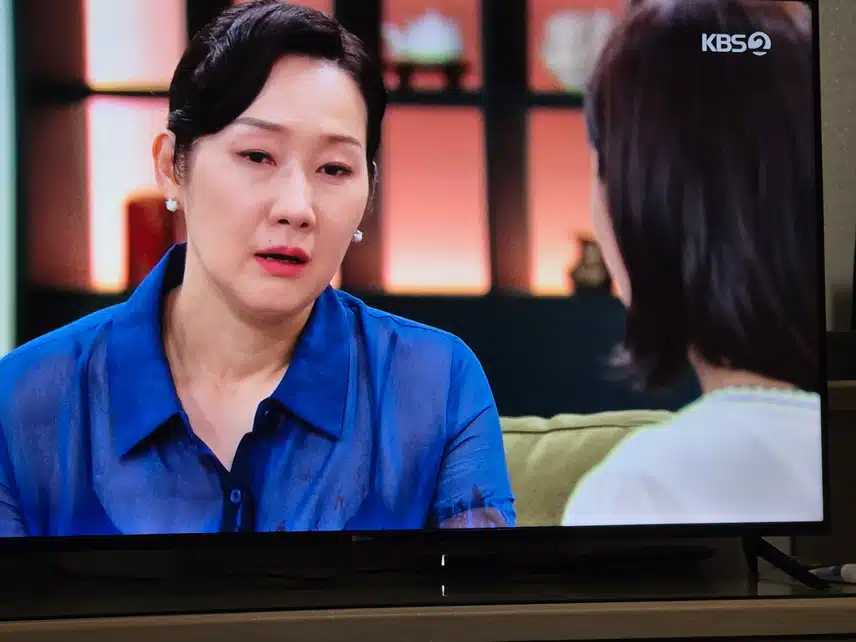 독고탁운 장미애의 과거에 힘들어하고 미애는 이혼을 원하네요