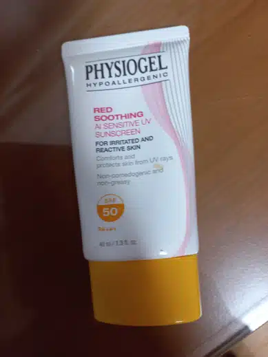 외출에 필요한 선크림 챙기세요