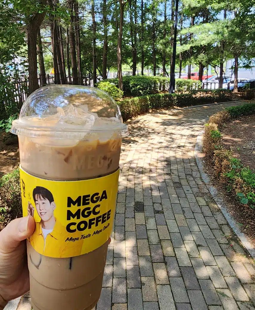 커피 마셔요~~