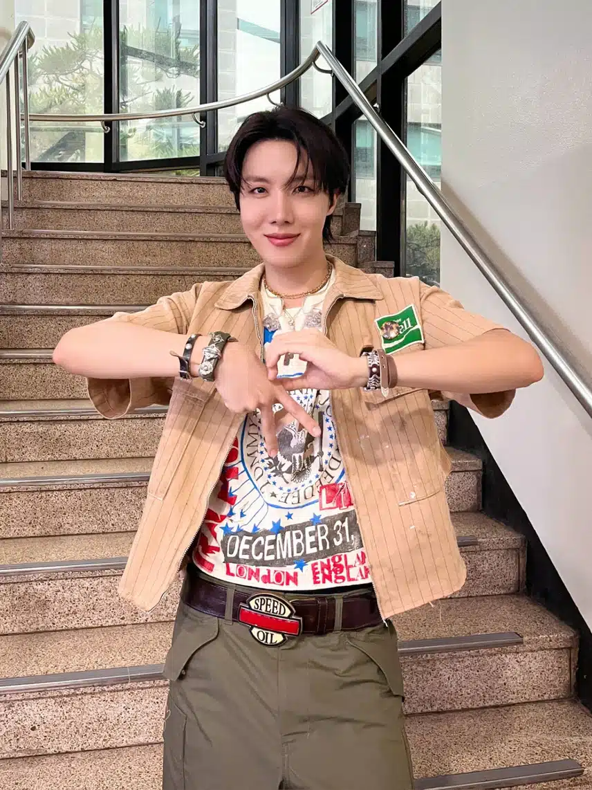 ARMY 사랑이 가득한 제이홉 음악방송 사진