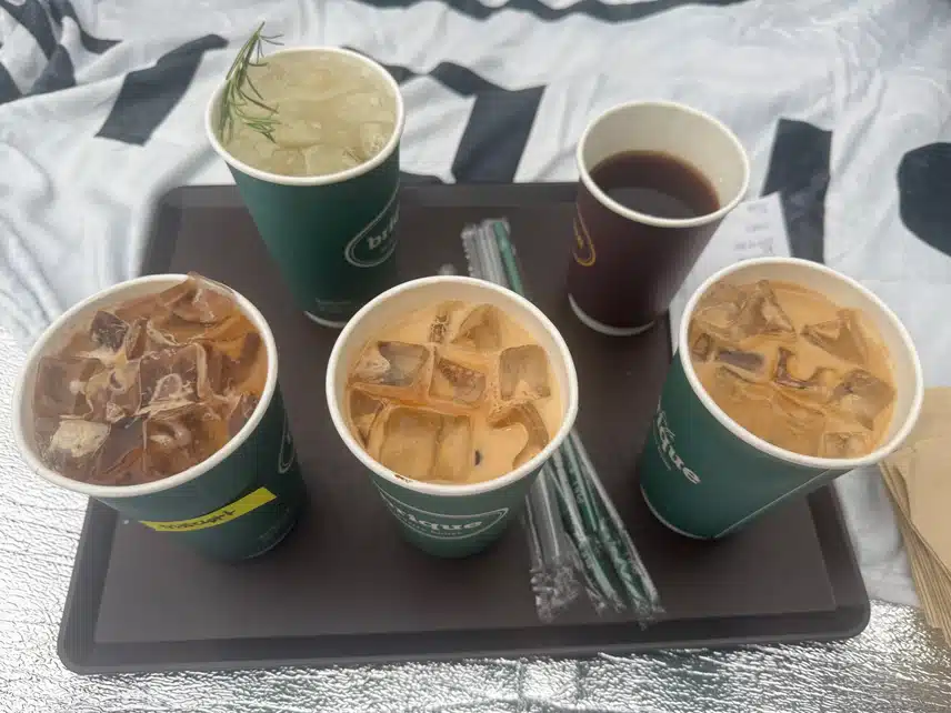 피크닉온 기분으로 커피한잔~ 