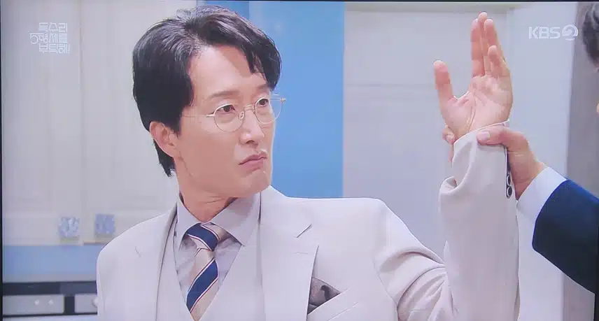 장미애가 오강수에게 출생의 비밀을 밝혔네요
