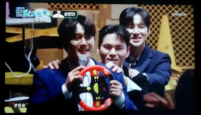 용빈님  노래에는 사람의 마음을 위로하는  울림이  있어요 