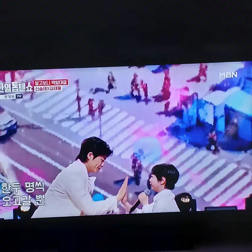 너무 작은 태웅친구가 승태님과 함께 참 잘하네요