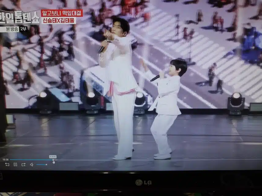 신승태 x 김태웅 나침반 무대