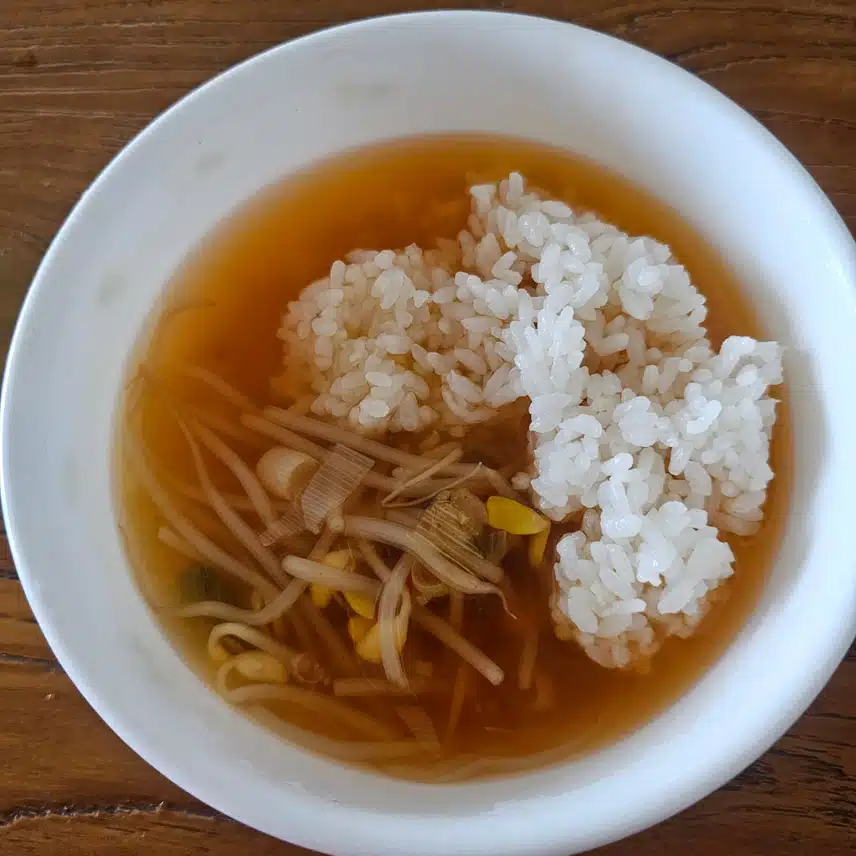 홈트 운동후 콩나물국밥