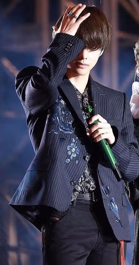 Kim Taehyung 🍒👍💜