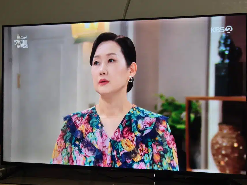 이혼도 안해주고 용서도 안해주고...왜 저러나요