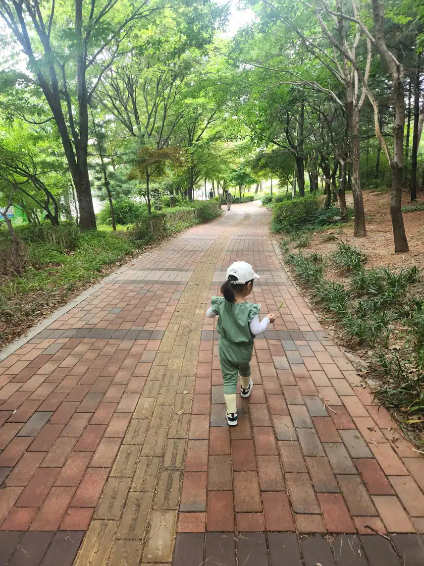 할비랑 산책할래요~