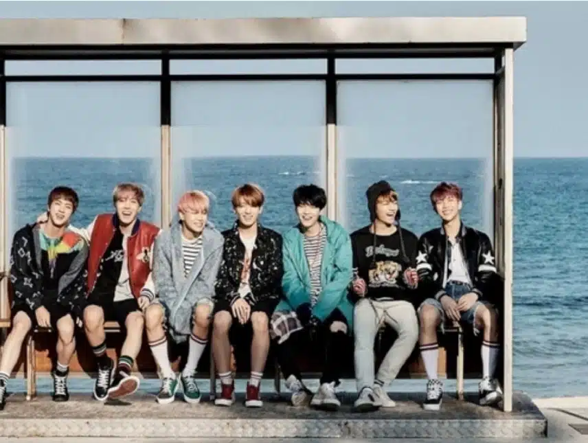 각각 개성있는 방탄의 매력과 비주얼'이죠.