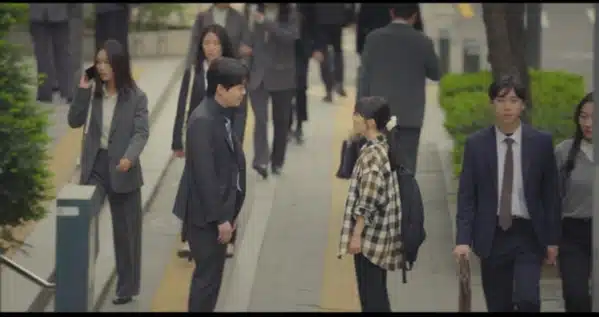 용두용미 미지의 서울 자체시청률 8.4% 해피앤당..