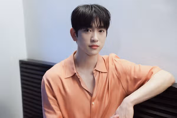 ♦️ 박진영, 차분하게 자신을 누르고 있는 이유 