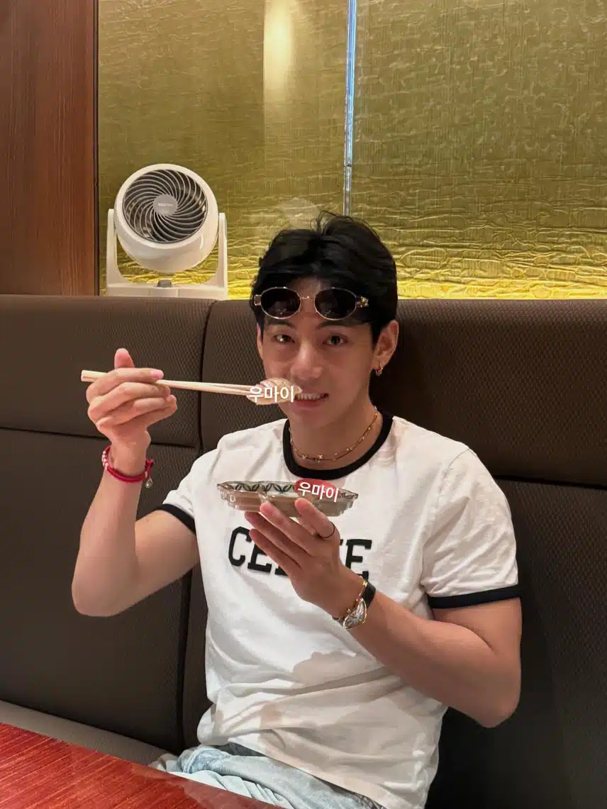 방탄소년단 뷔 일본에 다녀왔던 거였군요