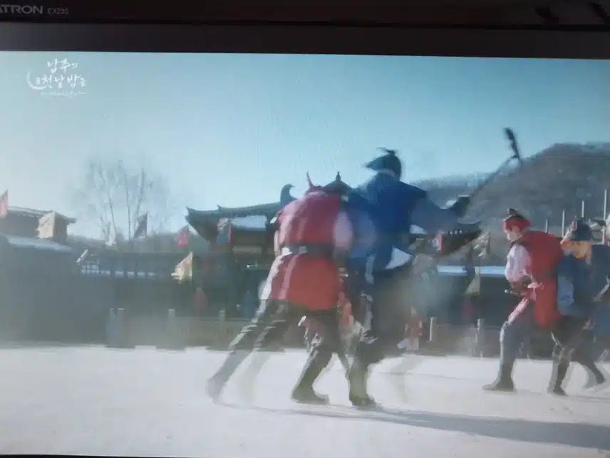 8화봅니다 많이 추운가봐요