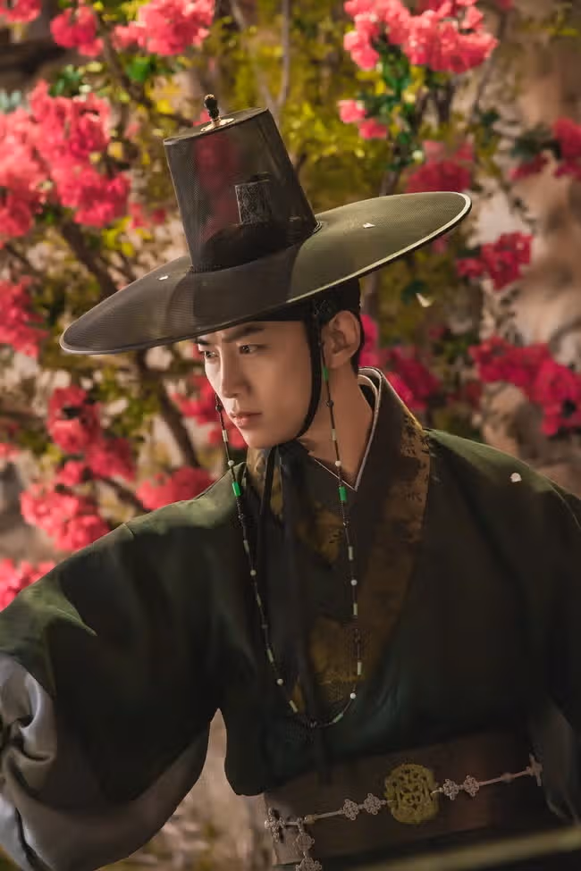 경성군 이번의 한복 핏