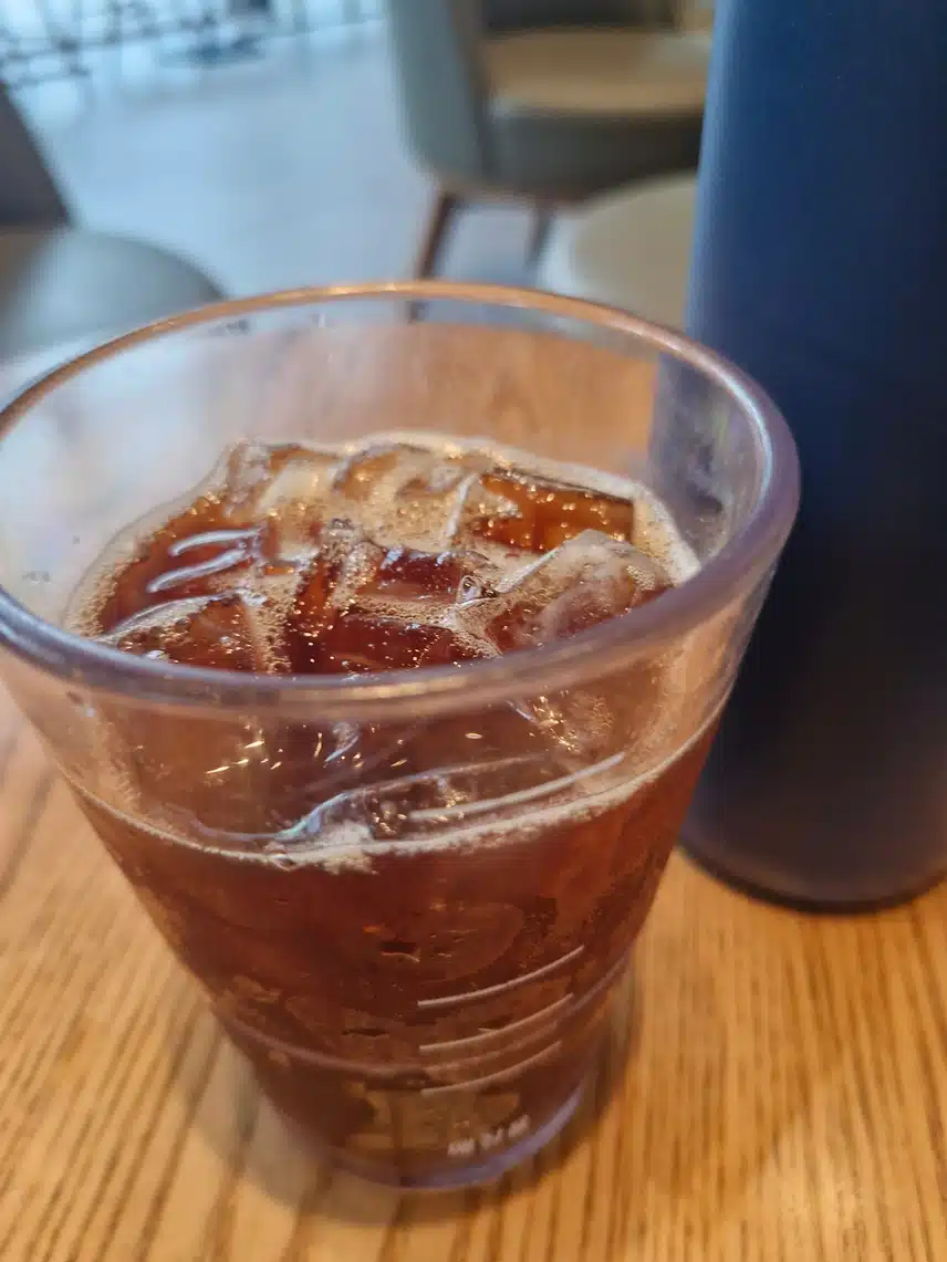 시원하게 카페인 충전해요