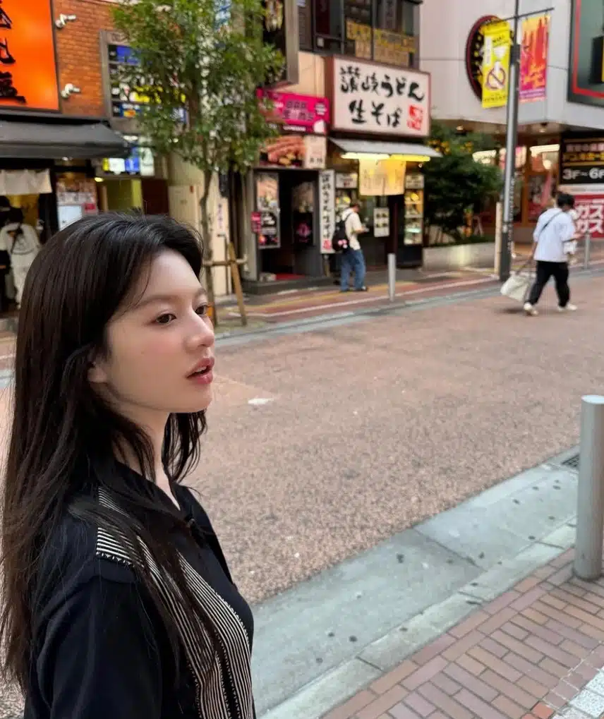 일본 거리에서도 빛나는 미모