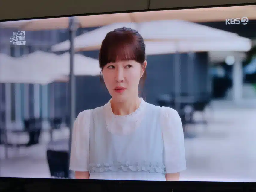다행히 예전장모와 이야기하는 것을 회장님이 들었네요